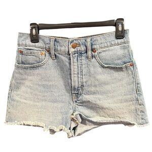 Madewell The Pefect Jean Short Light Wash Raw Hems, size 27